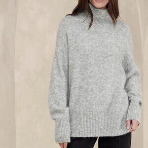 NEW Banana Republic S Light Heather Gray Atiena Alpaca-Blend Mockneck Sweater